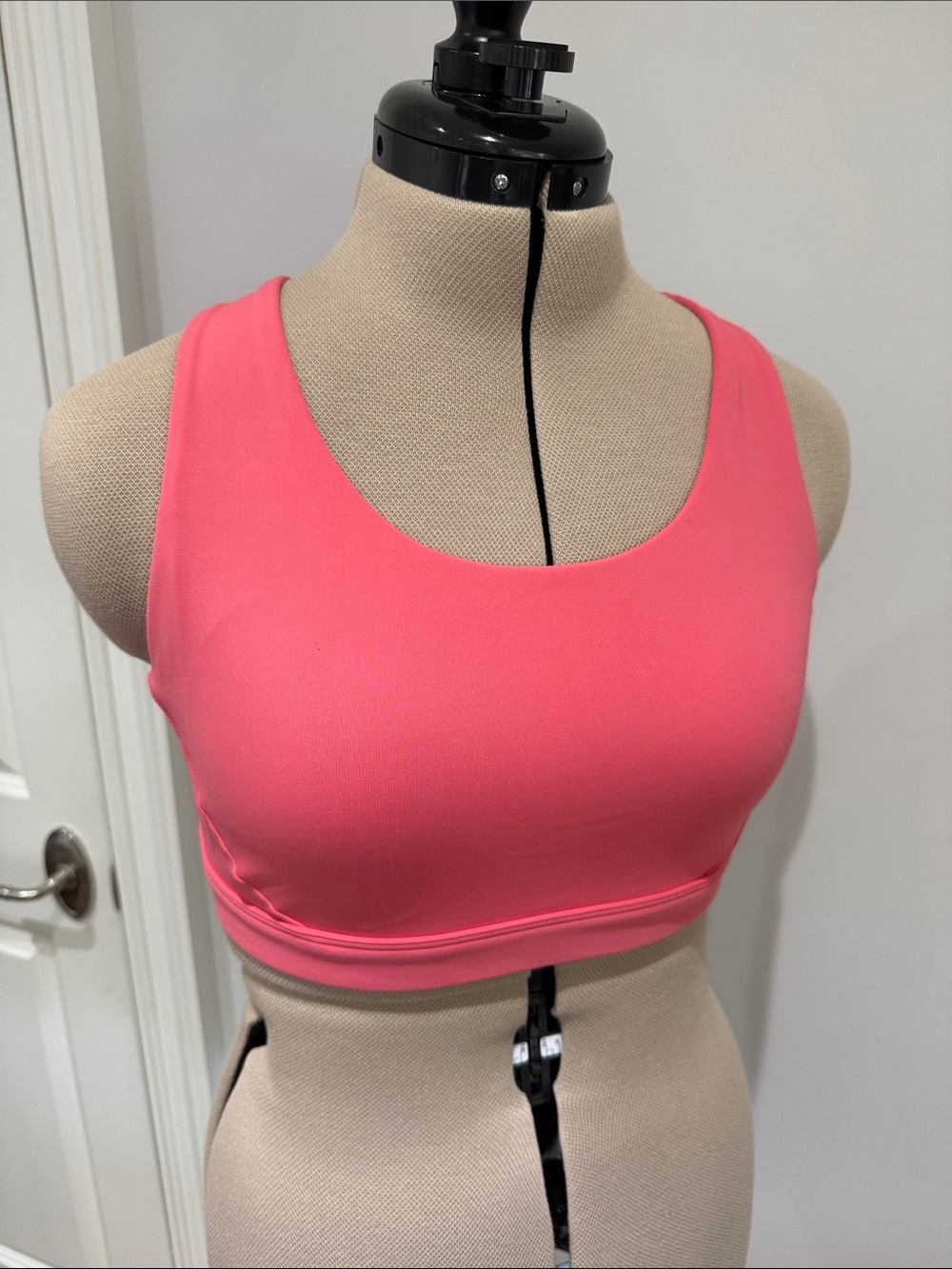 Athleta Coral Pink Seamless Scoop Neck Sports Bra S